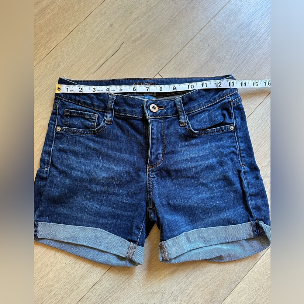 Arizona jeans shorts - size 5
